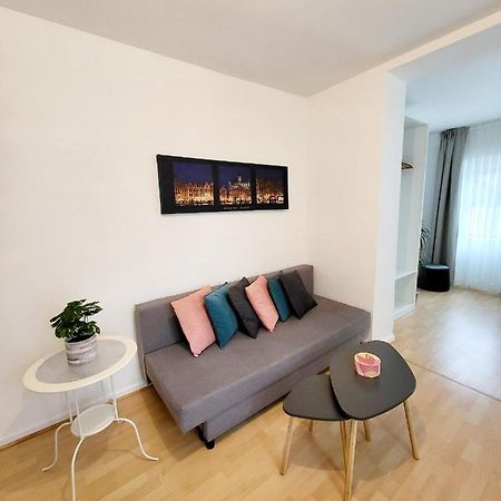 Studio Alicia, Idealement Situe Etterbeek Buitenkant foto