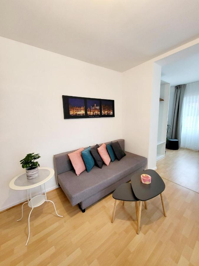 Studio Alicia, Idealement Situe Etterbeek Buitenkant foto