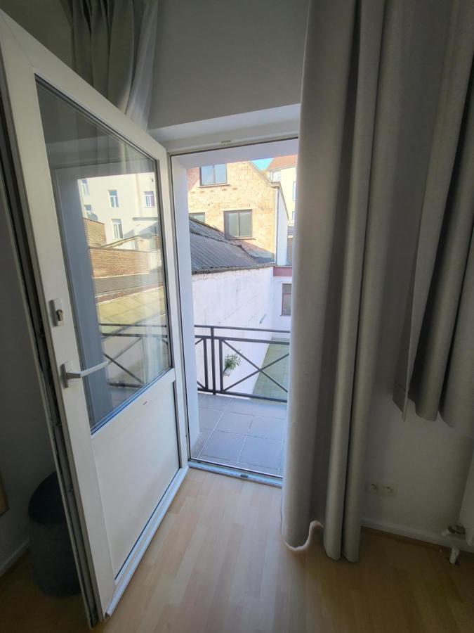 Studio Alicia, Idealement Situe Etterbeek Buitenkant foto